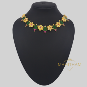Green Square Stone Flower Choker
