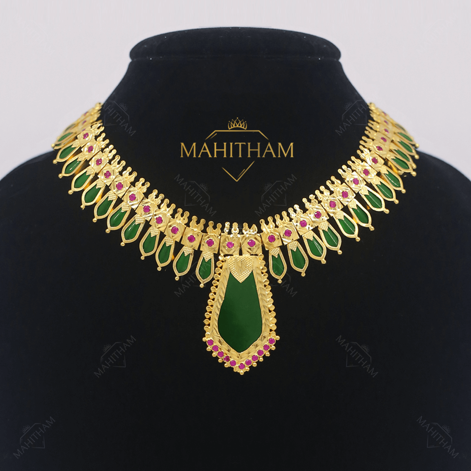 Red nagapadam necklace deals