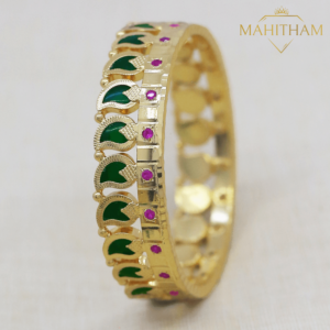 Traditional Green Palakka Mango Bangle With Ruby Red Stone