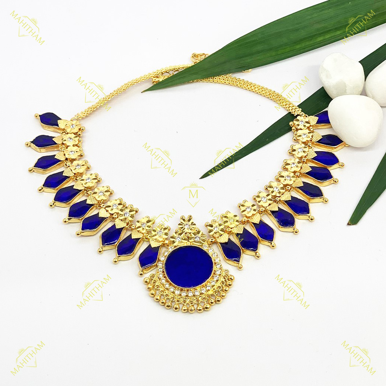Gold Necklace with Blue Stones and Pearl Drops. | Blue stones jewelry, Gold  necklace designs, Blue stone necklace