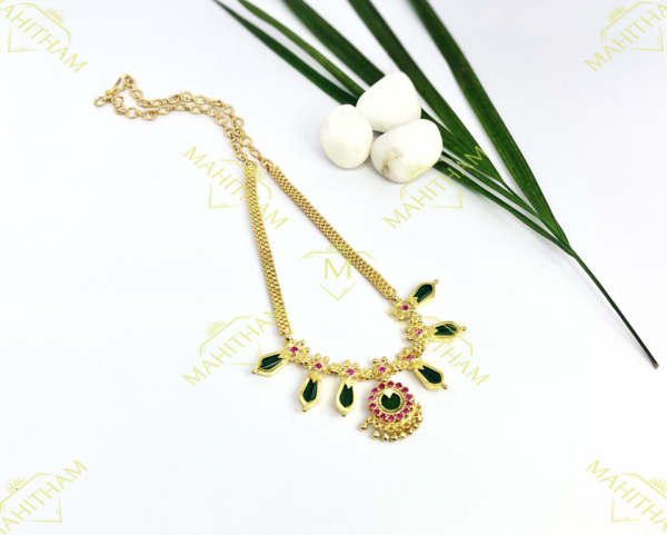 Nagapadam green palakka necklace