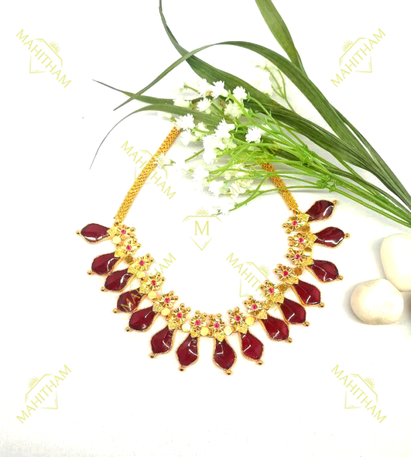 Nagappathy Red palakka necklace