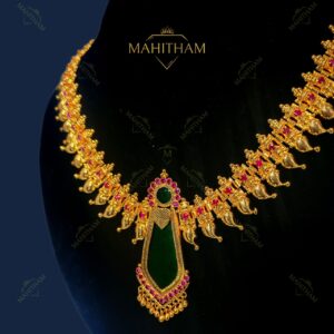 MG-2159 Nagapadam Centre Necklace