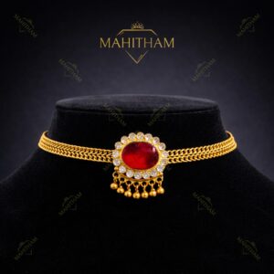 red-white meera choker