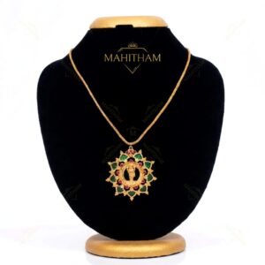 Saraswathy Palakka pendant chain with green palakka stones and ruby accents traditional temple jewellery MG-2215