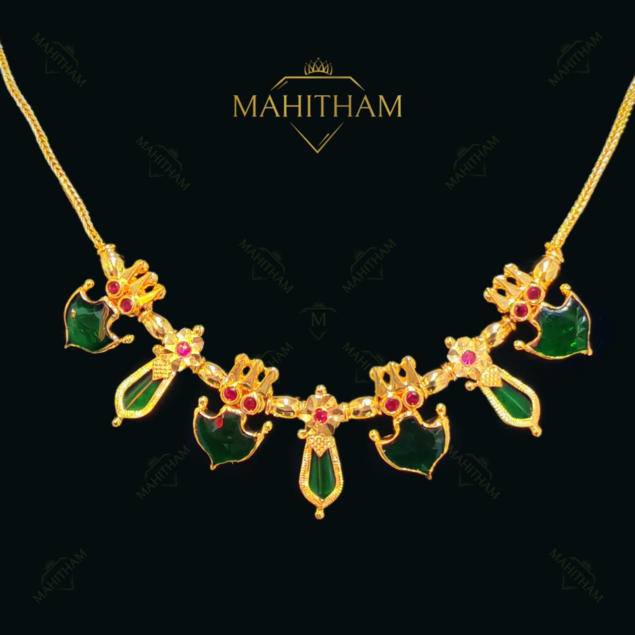 Close view palakka and nagapadam alternating stone necklace with ruby stones MG-2218