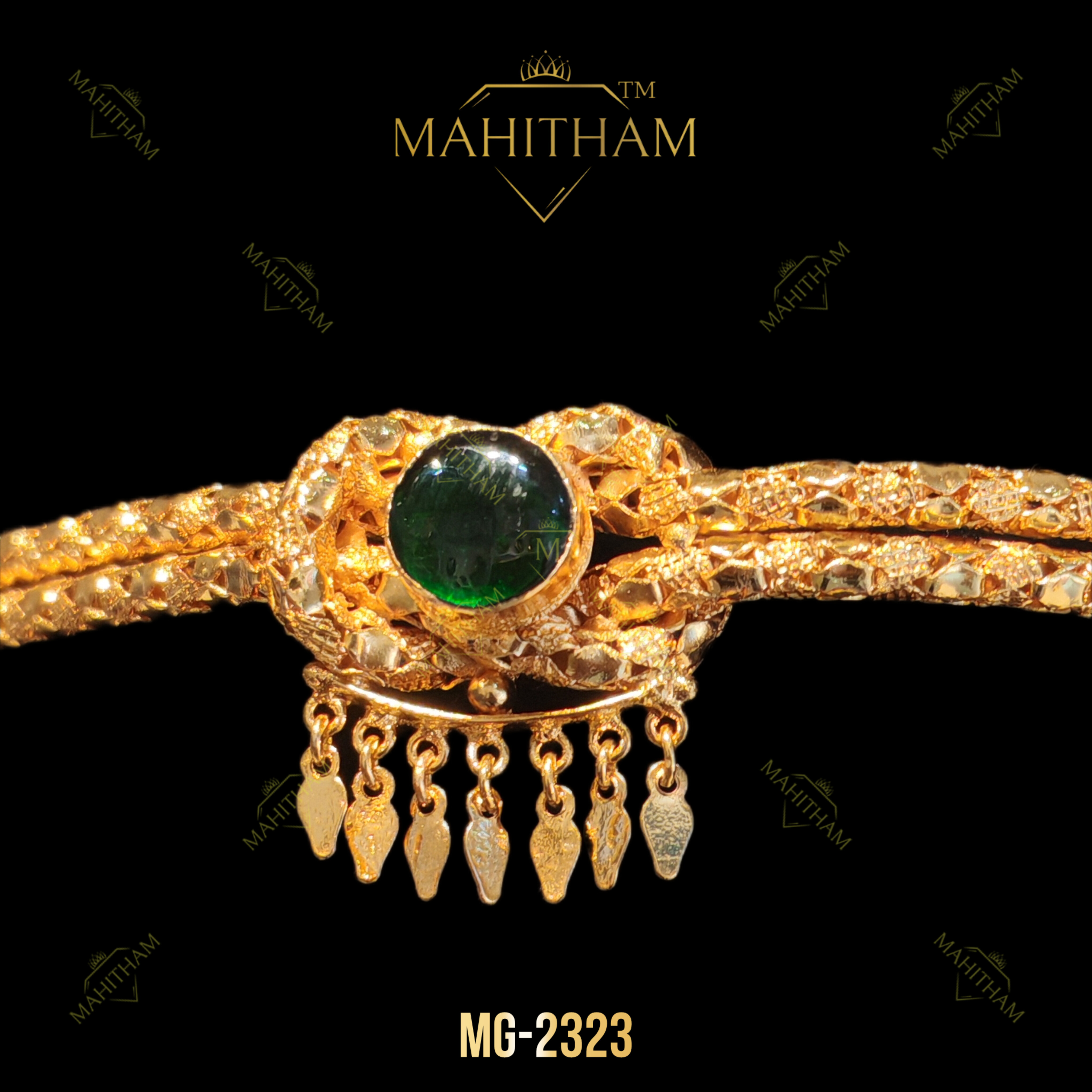 Close-up of Pavithrakettu Green Stone Choker MG-2323 showing the green centre stone, intricate knot-inspired detailing and decorative Alukku hangings.