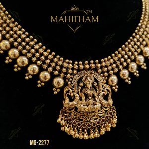 Traditional Lakshmi ruby antique necklace with detailed pendant and bead design MG-2277