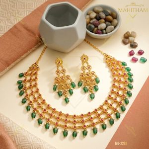 Layered Green Beads Hanging Combo Set MG-2282 Traditional Necklace Earrings