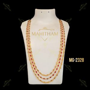 Full view of Mahitham three-layer Avil chain necklace with red stones, displayed on a jewellery bust