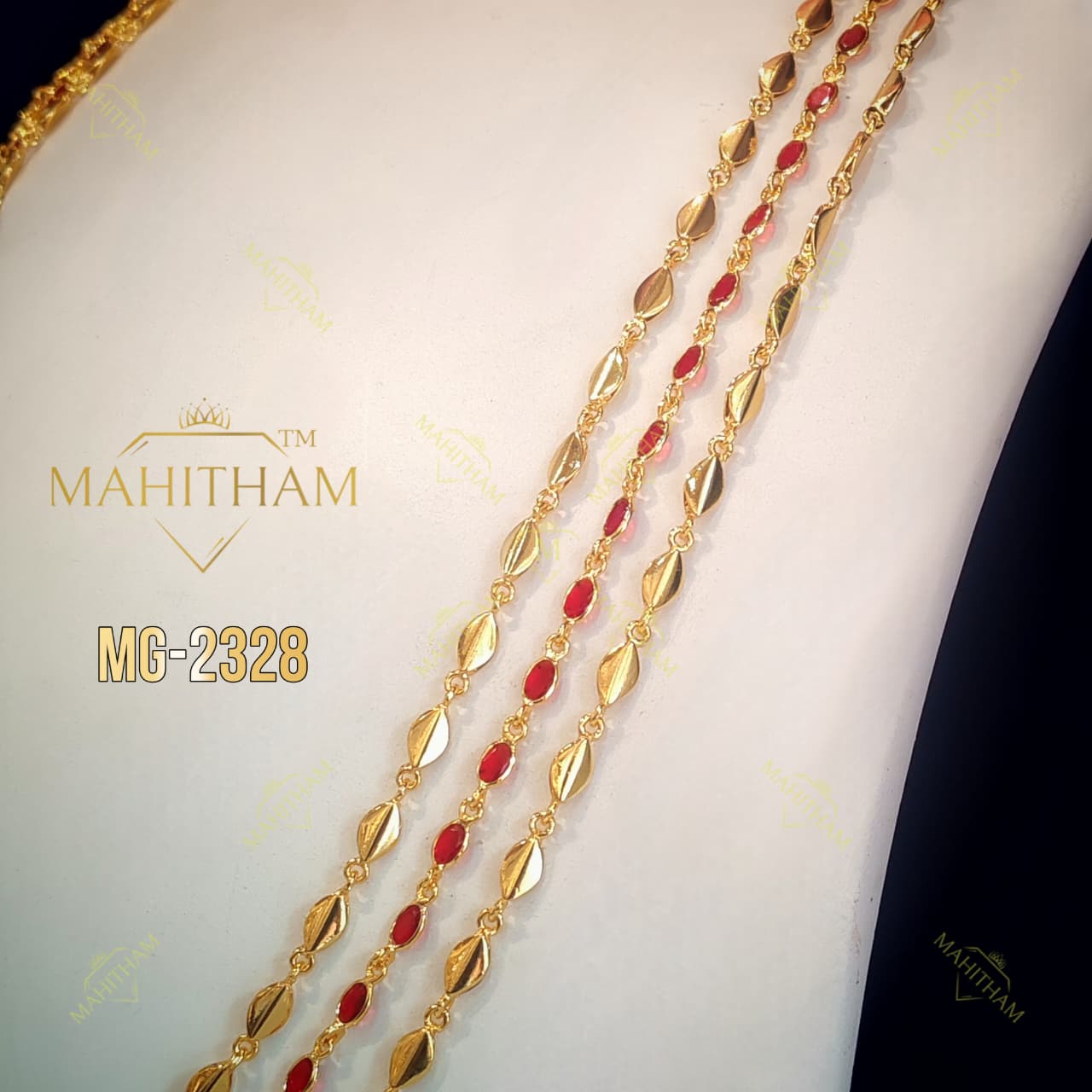 Mahitham MG-2328 three-layer Avil chain necklace with red oval stones and gold-finish leaf links